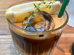 -Chom Cafe and Restaurant