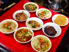 -蓝田九大碗民俗食府(蓝田店)