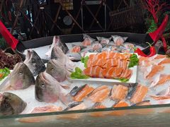 -四海一家自助餐(益田假日广场店)