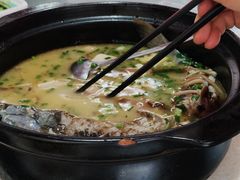 -土砂锅生态山庄·非遗砂锅雅鱼