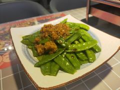 蒜香荷兰豆-滋味烤鱼(祥和里店)