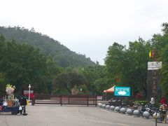 -滴水岩森林公园