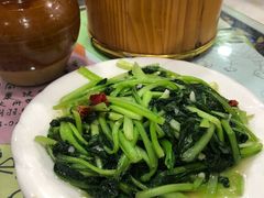 -泸沽肴(泸沽湖大洛水村农村信用社旁店)