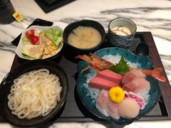 -家贺屋刺身寿司专门店