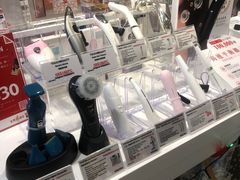 -LOG-ON(海港城店)