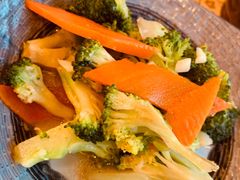 西兰花-维吾尔餐厅(宜山路店)