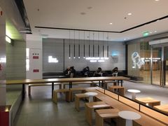 用餐区-喜茶(杭州滨江宝龙店)