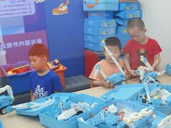 -斯坦星球AI编程·机器人科创·科学实验·信奥·思维·STEM·乐高·竞赛考级(长宁虹桥大融城荟聚中心)