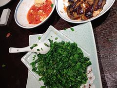 -丽华园·武汉地标楚菜餐厅(青山江滩店)