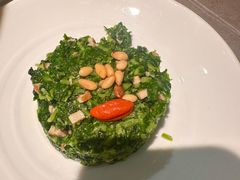 松子马兰头-晓淮山·扬州早茶·淮扬菜(龙阳广场店)