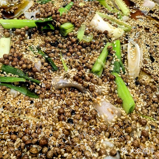芊金鲜鱼自助火锅