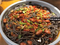 -偶屋里钵少爷(时代广场店)