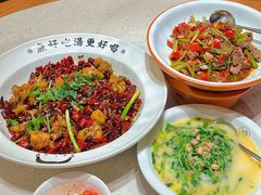 -江渔儿酸菜鱼·拔草餐厅(虎门君乐汇店)