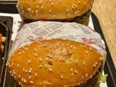 -The Habit Burger Grill 哈比特汉堡(复兴soho店)