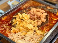 -在巷子里的烤肉店·螺蛳粉烤鱼·牛蛙(和美城店)