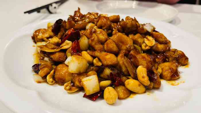 眉州东坡(华联万柳店)-"我们家常来这里,人不算多,水煮肉片味道好.