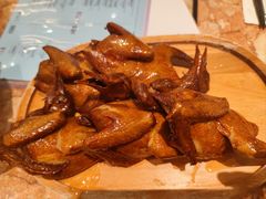 -唐宫小聚(新港中心店)