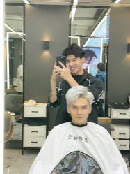 -藤野造型烫发染发