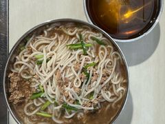-正宗杨记普洱酸醋米线(总店)