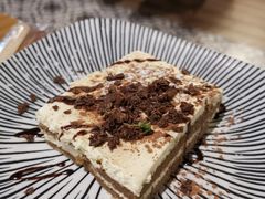 三角提拉米苏-清真·艾美可餐厅(大悦汇店)