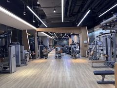 -威克健身游泳(万菱汇店)