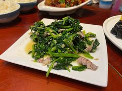 菠菜拌虾蛄-晚归月亮湾私家菜(临邑路店)