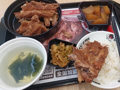 -犟骨头排骨饭•大骨面(弘阳广场店)