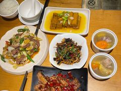 -隔壁老王·家常云南菜(花巷店)