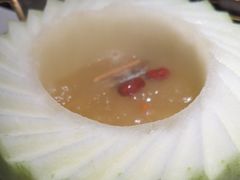 -得意咚瓜·顺德鱼生·冬瓜火锅(深圳首店)