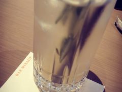 -星巴克臻选(成都太古里店)