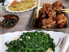 -王万妈卤猪脚(青岩交通路)