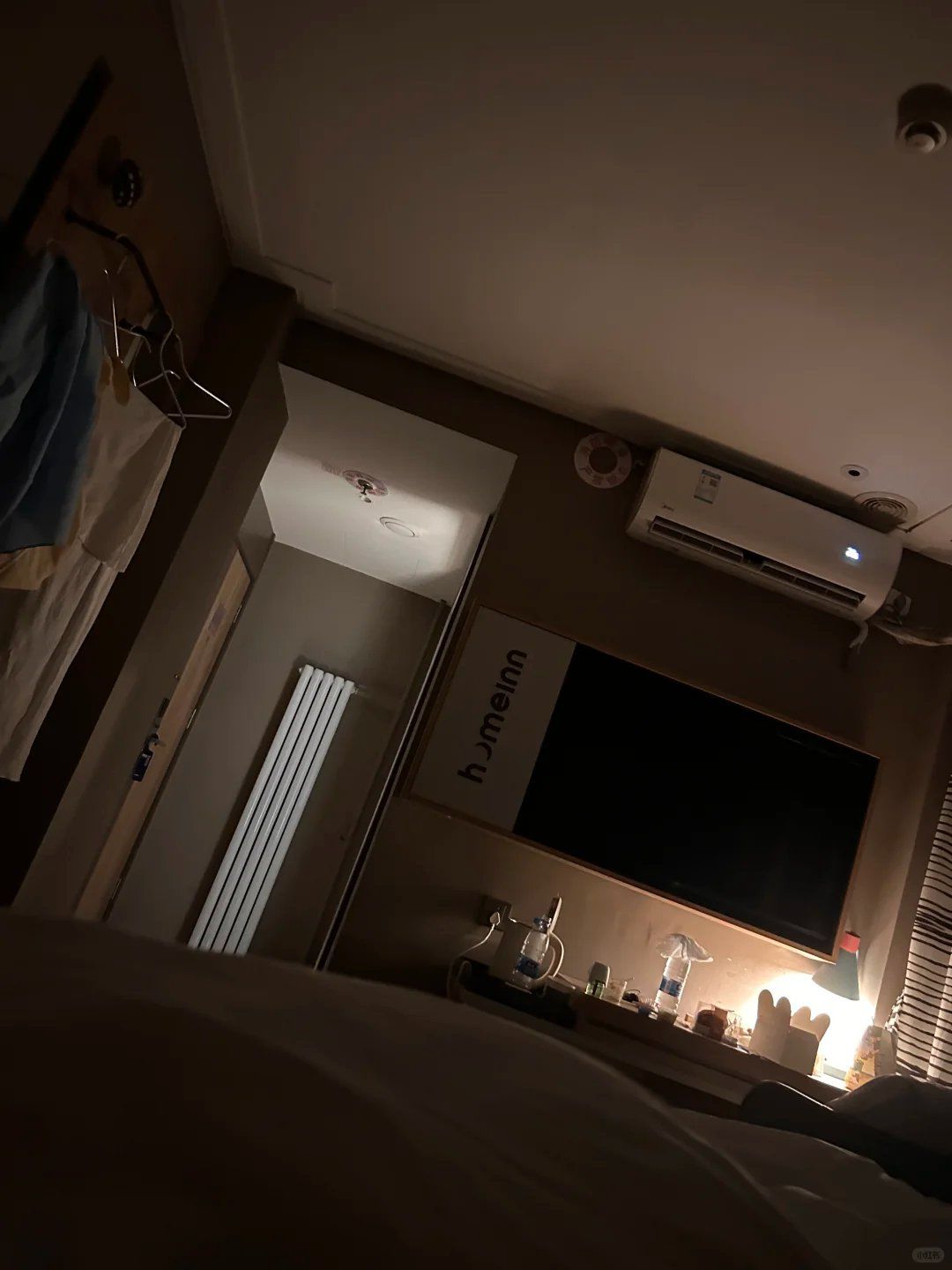 给的首房,然后我属于那种比较介意的,而且身体比较虚弱,换了房间之后