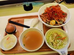 -熊吞·大碗丼烧肉饭(济宁万达广场店)