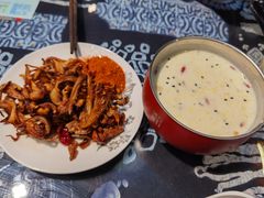 炸菌子-勺子米线·云南传统小吃市集(四方街店)