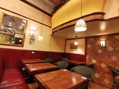 -玛格萝妮比萨屋(四平店)