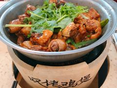 -芳村榕树头叹佬鸡煲(体育西店)
