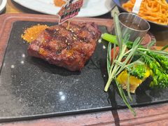-西语炭烧牛排·西厨(石龙店)