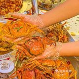 秋天的第一顿大闸蟹你想喝谁一起吃[调皮]