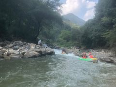 -雅鲁激流探险漂流