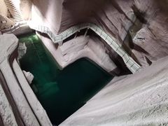 -伍山石窟