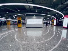 -东方体育中心(地铁站)
