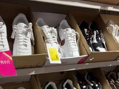 -唯品会(北京国瑞城店)