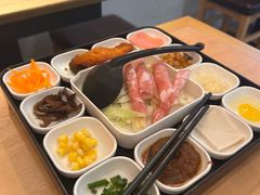 -阿香米线(凯德广场.1818店)