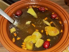 -有红鸡毛店·川菜(建设路店)