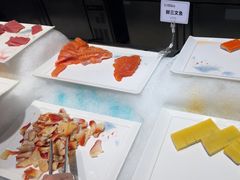-川骄海鲜自助(王府井奥莱UP TOWN店原世界之花店)
