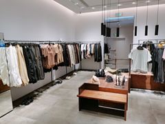-URBAN REVIVO(西安Momopark店)