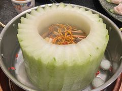 -得意咚瓜·顺德鱼生·冬瓜火锅(深圳首店)