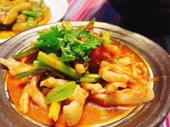 -香巴拉云南餐厅(华莱坞店)