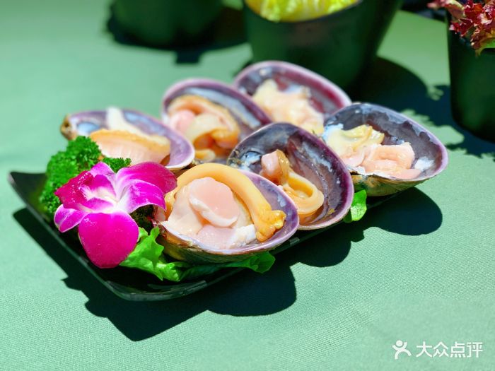 昆昆泰式火锅天鹅蛋图片