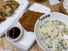 -弄堂咪道-饭香·面香·馄饨香(汇锦广场店)